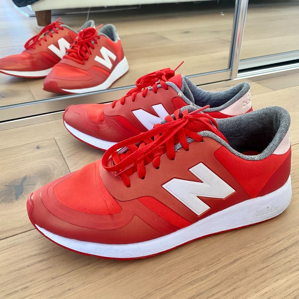 New Balance Snickers 9.5 Female
